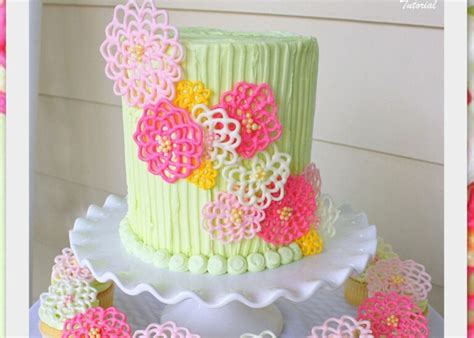 Elegant Chocolate Flowers for Cakes - My Cake School