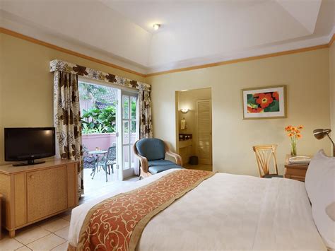 Best Price on Aryaduta Lippo Village in Tangerang + Reviews