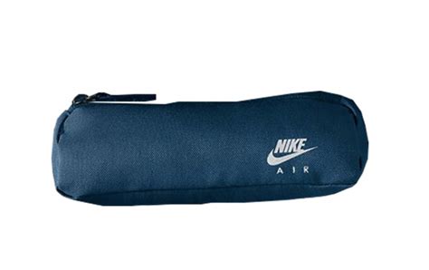 Feindseligkeit Sie ist Harter Ring nike pencil case Beweglich Als Halbkreis