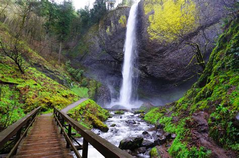 14 Best Waterfalls in Oregon • Small Town Washington