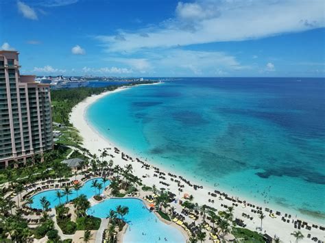 List of the The Best Beaches in Nassau, Bahamas - NeomVisions