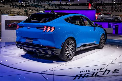 2020 Dallas Auto Show: 2021 Ford Mustang Mach-E and 4 Other Things You ...