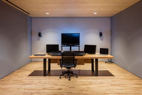 Solid Wood Desks & Custom Home Office Desks