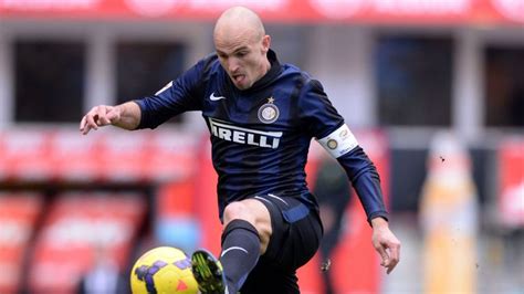 Inter Milan midfielder Esteban Cambiasso to move to Major League Soccer ...