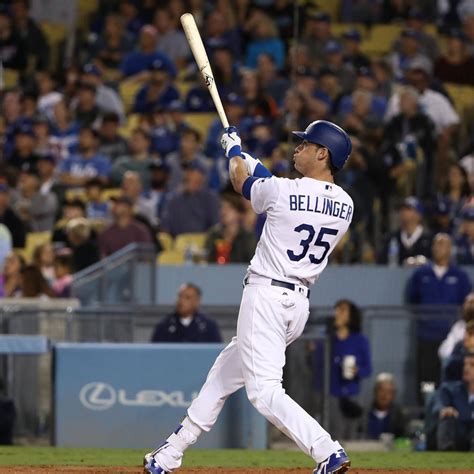 Cody Bellinger Hits His 39th Home Run to Break NL Rookie HR Record ...