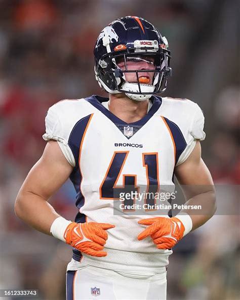 Linebacker Drew Sanders of the Denver Broncos during the NFL game at... News Photo - Getty Images