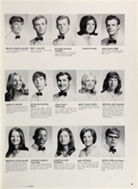 Bowie High School - Bulldog Yearbook (Bowie, MD), Class of 1971, Page 103 of 278