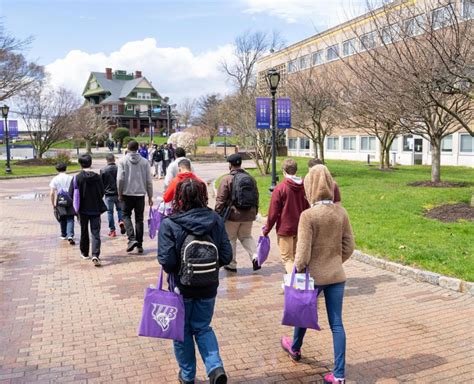 University of Bridgeport - Master's Degree - APPLYWAVE