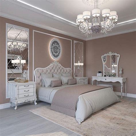 The elements of Venetian interior design | Luxurious bedrooms, Classic ...