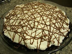 always remain awesome: peanut butter oreo pie