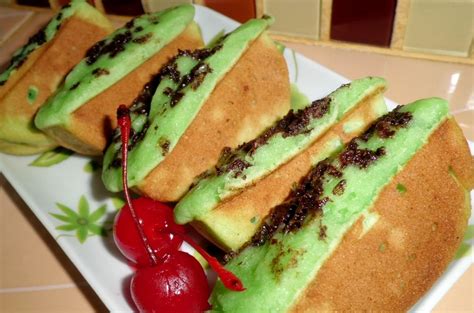 Resep Makanan & Kue - kue: Kue Pukis Pandan