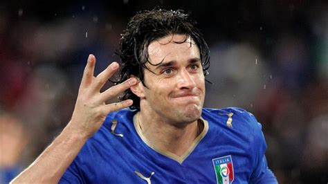 Former Italy striker Luca Toni to retire at end of season - Eurosport