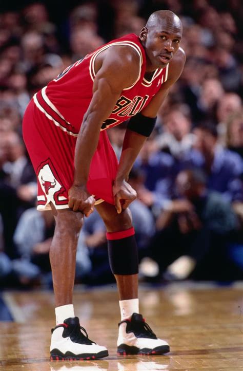 Does Michael Jordan Wear His Shoes? - Shoe Effect