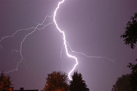 The Remarkable Purpose of the Lightning Flash - Mysterious Writings