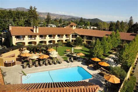 Napa Valley Lodge, a boutique hotel in Napa Valley