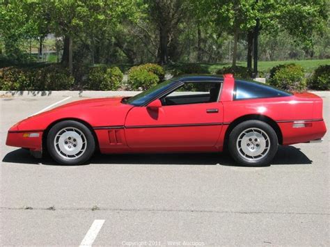 1986 C4 Corvette | Image Gallery & Pictures