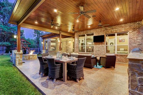 Outdoor Living Space in The Woodlands | Outdoor covered patio, Patio ...