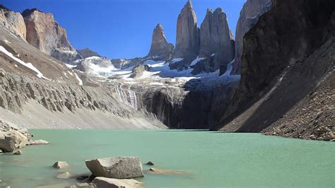 Full-Day Hiking Tour of Base of the Torres del Paine Towers