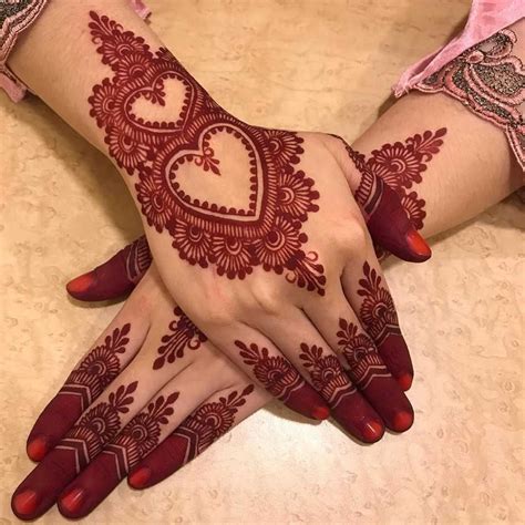 Front hand Mehndi Design – Top 50 Designs! - Baggout