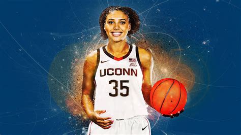 UConn lands commitment from No. 1 women's basketball prospect Azzi Fudd