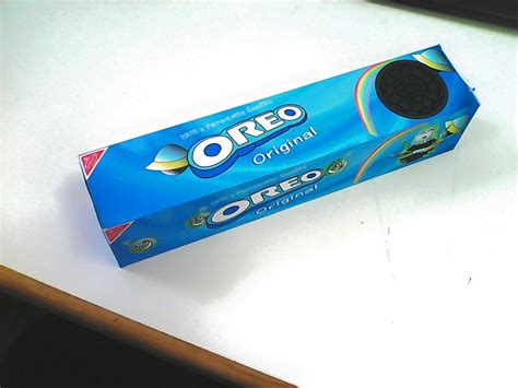 Oreo Box Redesign – Adrian Dumi Graphix