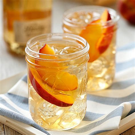 Ole Smoky Cocktails: smokin‘ good mit Ole Smoky Moonshine Apple Pie ...