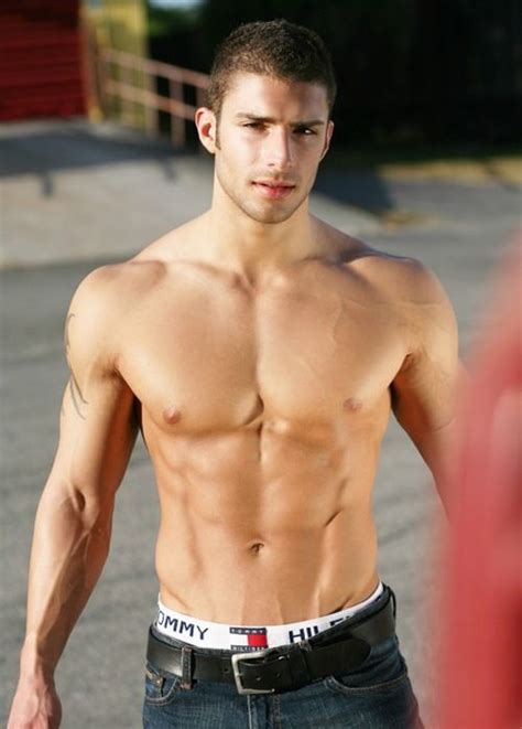 Cute Guys With ABS | Precious Men Abs | Six Pack Wallpapers | Ropa ...