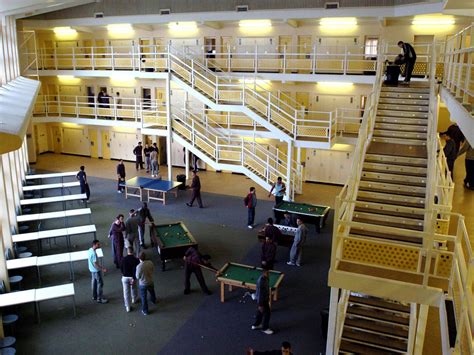 HMP Woodhill hit by 'damning' new report on response to record number of suicides | The ...