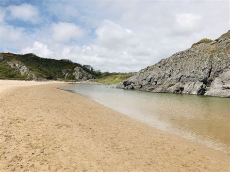 How to do the easy walk from Bosherston Lily Ponds to Broad Haven South