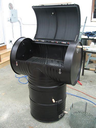 BBQ Pitbuilders: Build a 55-gallon drum smoker