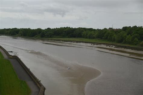 River Lune © N Chadwick cc-by-sa/2.0 :: Geograph Britain and Ireland