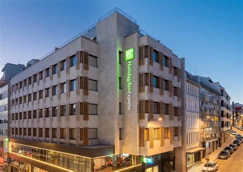 Holiday Inn Express Porto City Centre - UPDATED 2019 Prices, Reviews & Photos (Portugal) - Hotel ...