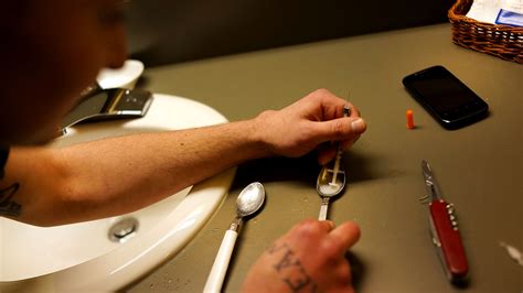 Heroin Use Surges, Especially Among Women And Whites : Shots - Health ...