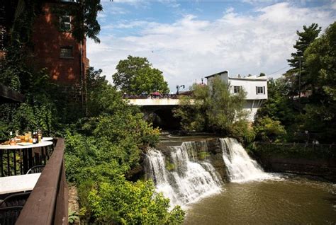 Jekyll's Kitchen Is An Ohio Restaurant With A View Of Chagrin Falls