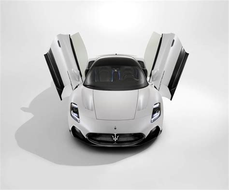 The Maserati MC20 Supercar Arrives With In-House Powertrain - Boss Hunting