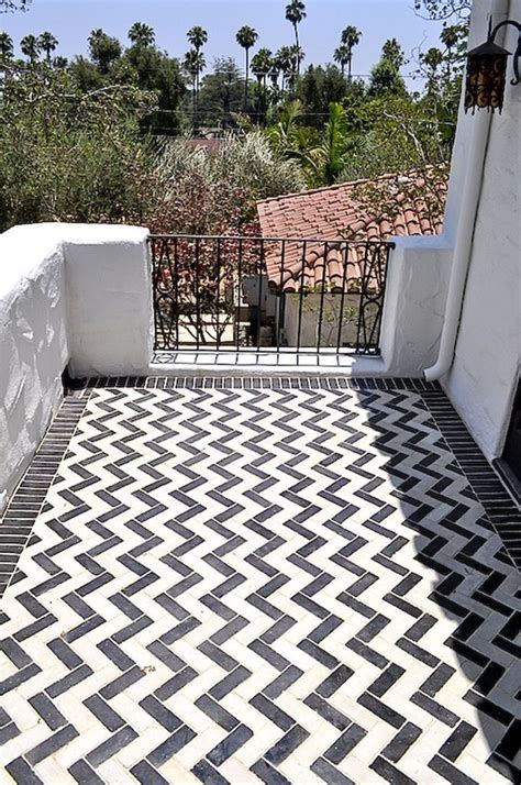 40 Amazing Tile Design for Your Beautiful Balcony - Homiku.com | Outdoor balcony, Tile design ...