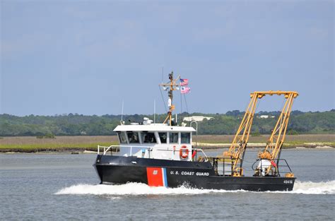 US Coast Guard Boat Free Stock Photo - Public Domain Pictures