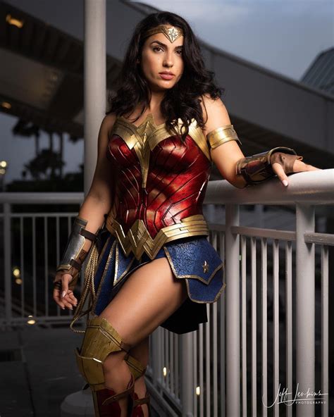 [Cosplay] DCEU Wonder Woman by Lis.Wonder : r/DCcomics