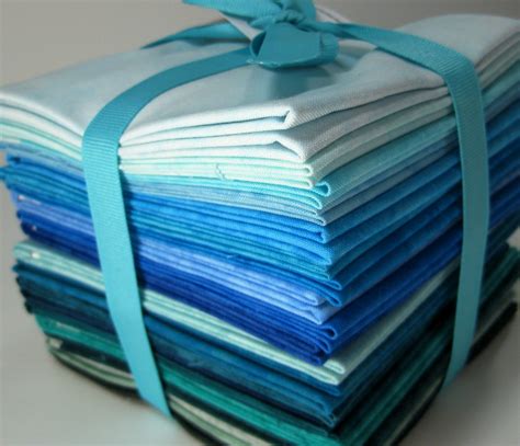 Fat Quarter Fabric Bundle 20 Fat Quarters Turquoise by SallyManke