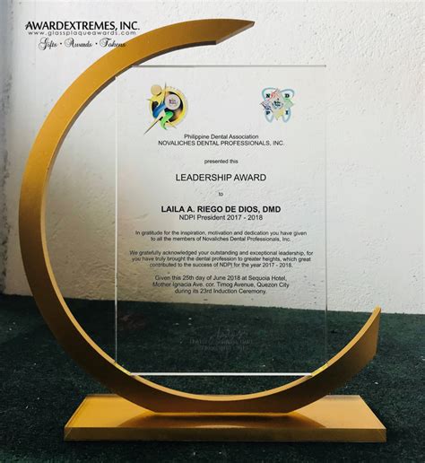 Acrylic Glass Plaque Awards and Medals Ph - AWARDEXTREMES, INC.