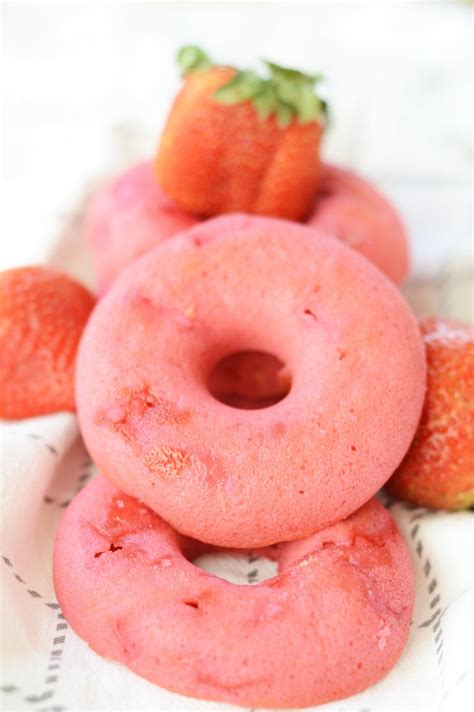 Baked Strawberry Donuts | TheBestDessertRecipes.com