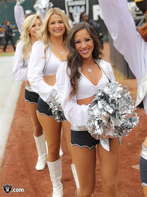 Oakland Raiders Cheerleaders | Hottest nfl cheerleaders, Raiders ...