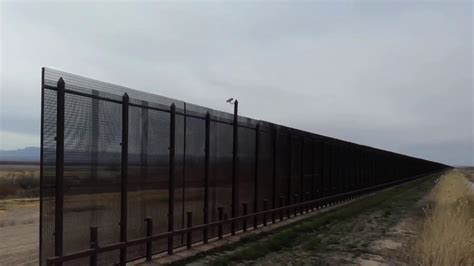 Privately Funded Organization Begins Border Wall Construction - The Urban Twist