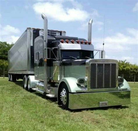 Peterbilt 379 Tractor Trailer