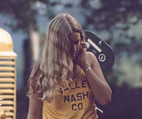 Stunning photos depicting the rebellious fashion at Woodstock, 1969 - Rare Historical Photos