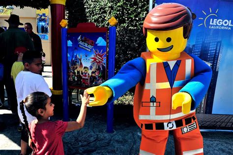 LEGO Movie Experience debuts at LEGOLAND California with sets, characters and a whole lot of ...