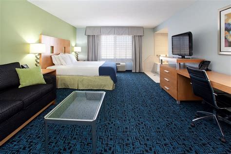 HOLIDAY INN EXPRESS & SUITES ROCK SPRINGS GREEN RIVER, AN IHG HOTEL ...