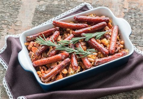 Sausage cassoulet | Premium Photo