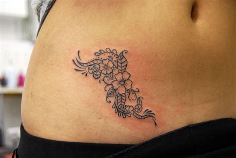 35 Best Stomach Tattoos Ideas