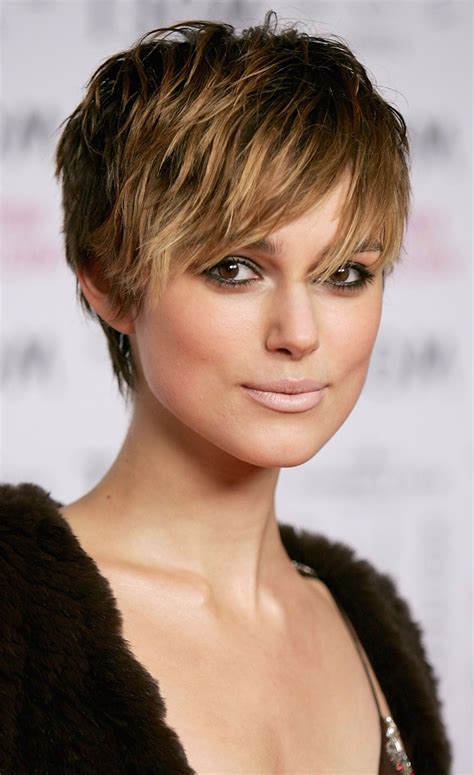 20 Popular Short Hairstyles with Bangs